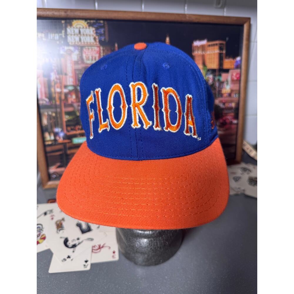Vintage Florida Gators Gothic Script Fitted Hat USA Made Wool Size 7 NCAA